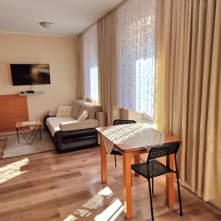 Aparthouse Apartamenty Centrum - In The City Center Near The Train Station Katowice Zewnętrze zdjęcie