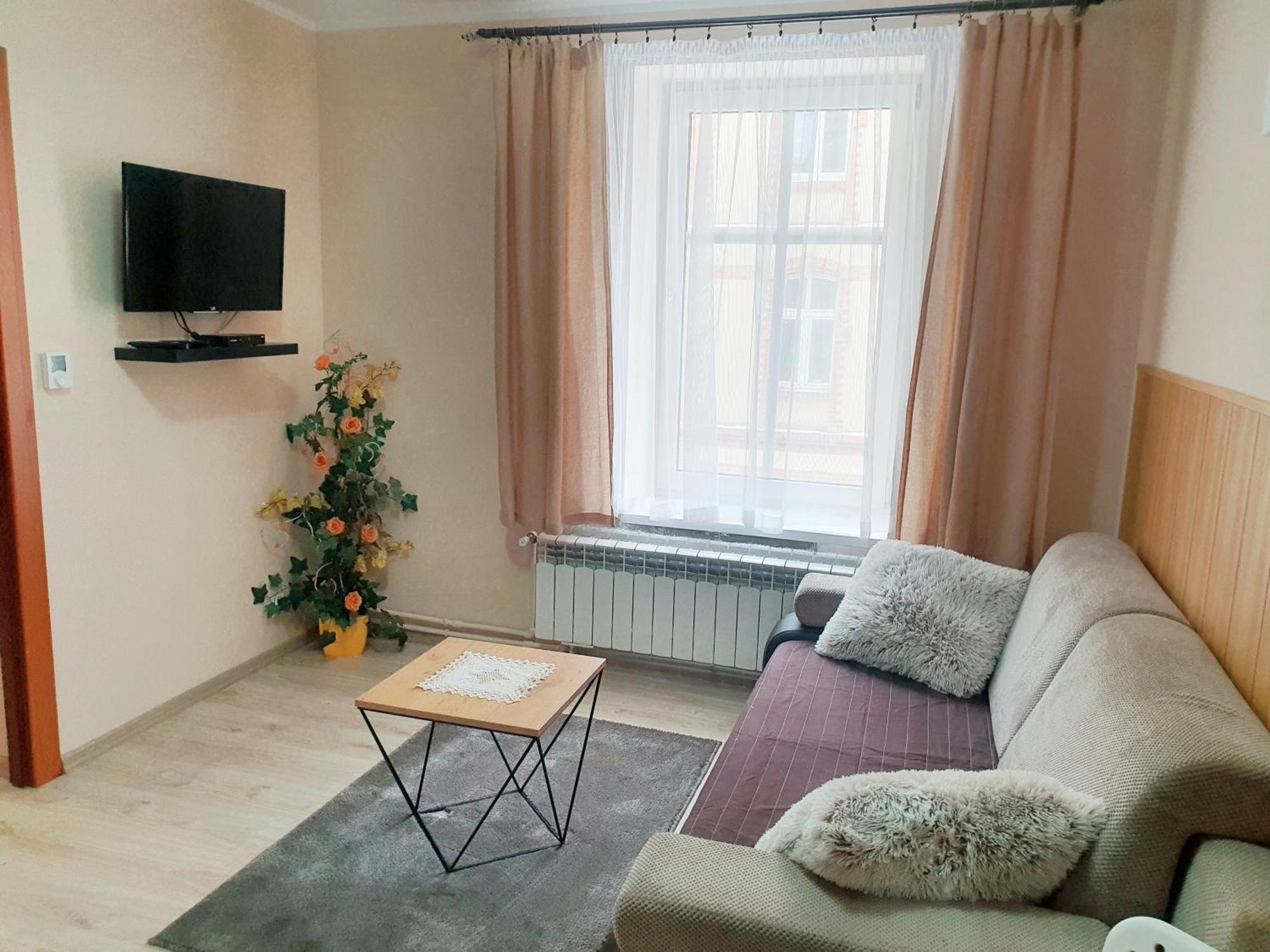Aparthouse Apartamenty Centrum - In The City Center Near The Train Station Katowice Pokój zdjęcie