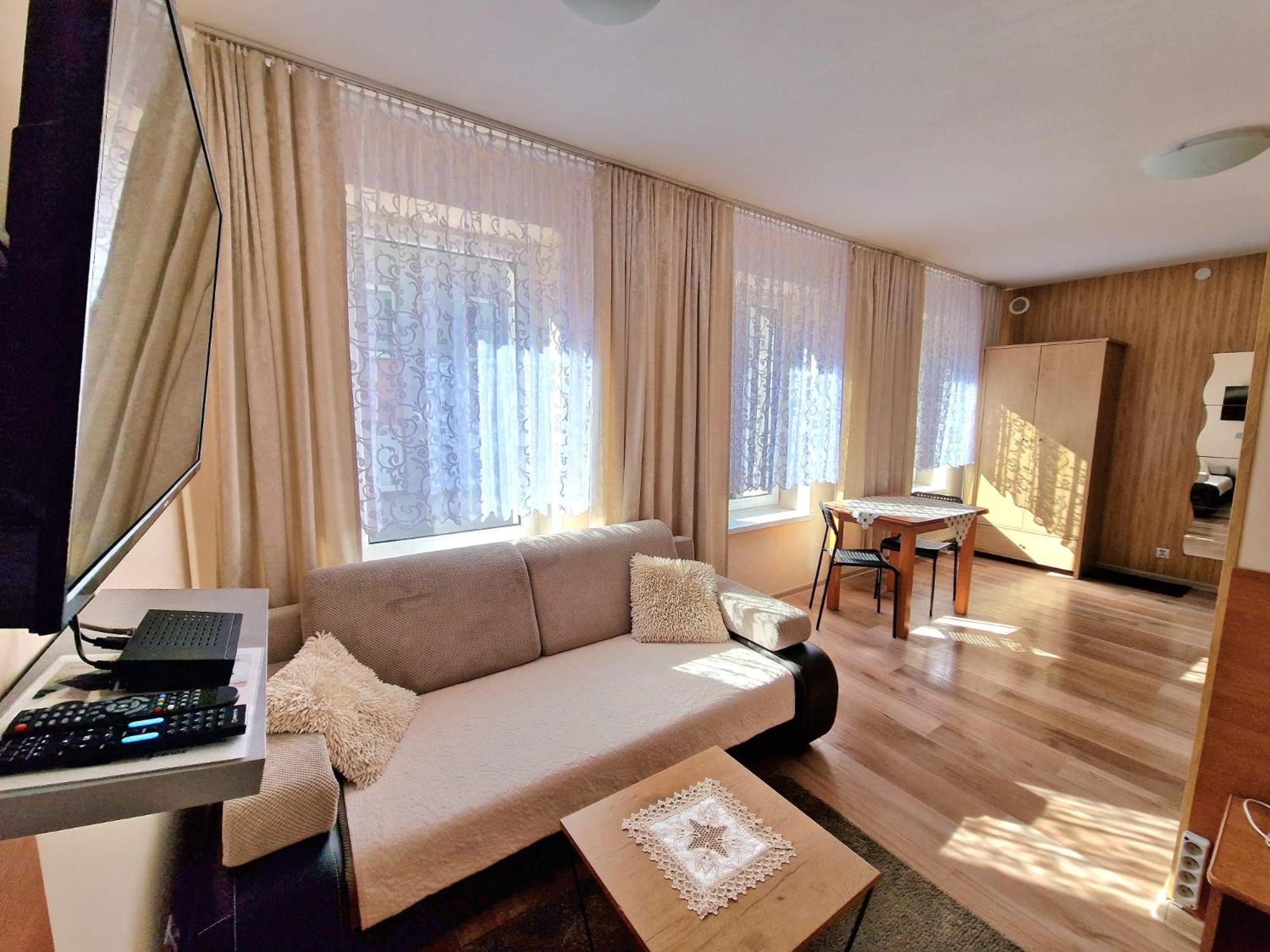 Aparthouse Apartamenty Centrum - In The City Center Near The Train Station Katowice Zewnętrze zdjęcie