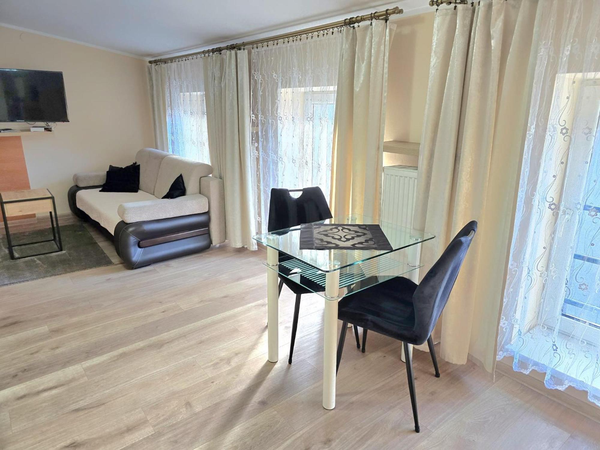 Aparthouse Apartamenty Centrum - In The City Center Near The Train Station Katowice Zewnętrze zdjęcie